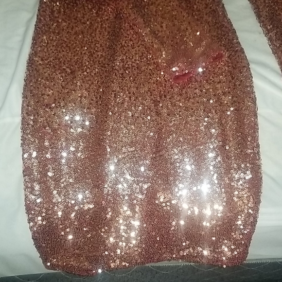 Dress - Picture 3 of 4